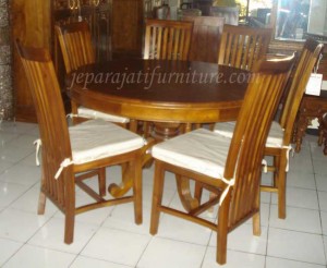 Kursi Makan Balero Meja Bundar