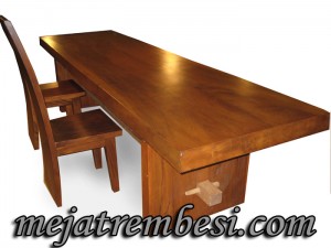 Meja Kayu Trembesi