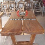 Meja Trembesi Belah Dua Sisi