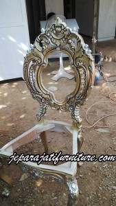 Kursi Makan Ukiran Mewah